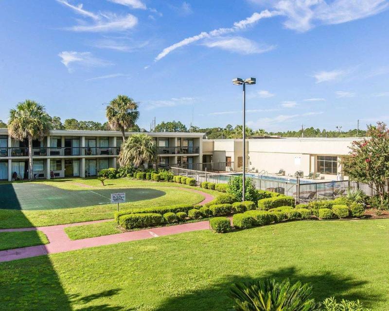 Quality Inn Jesup Buitenkant foto